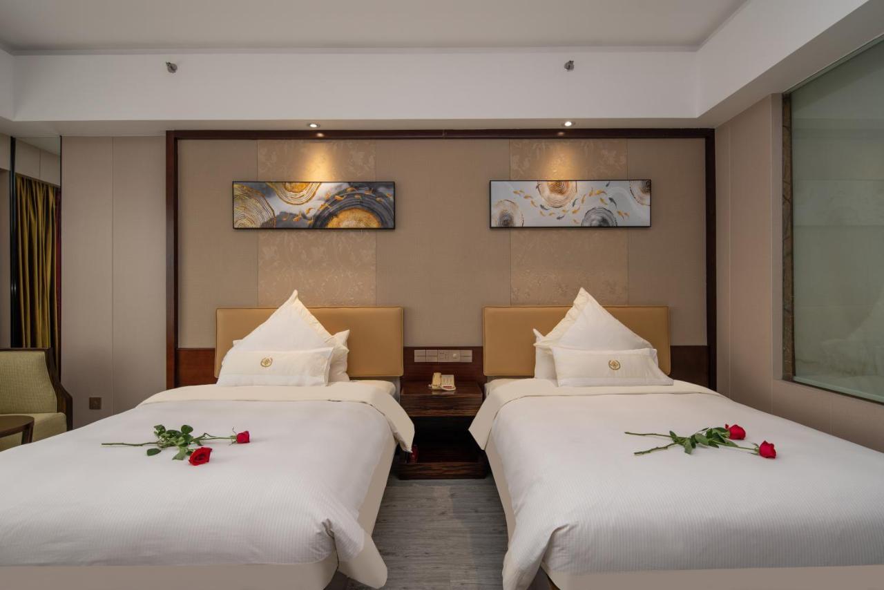 King Royal Hotel Yunfu Eksteriør bilde