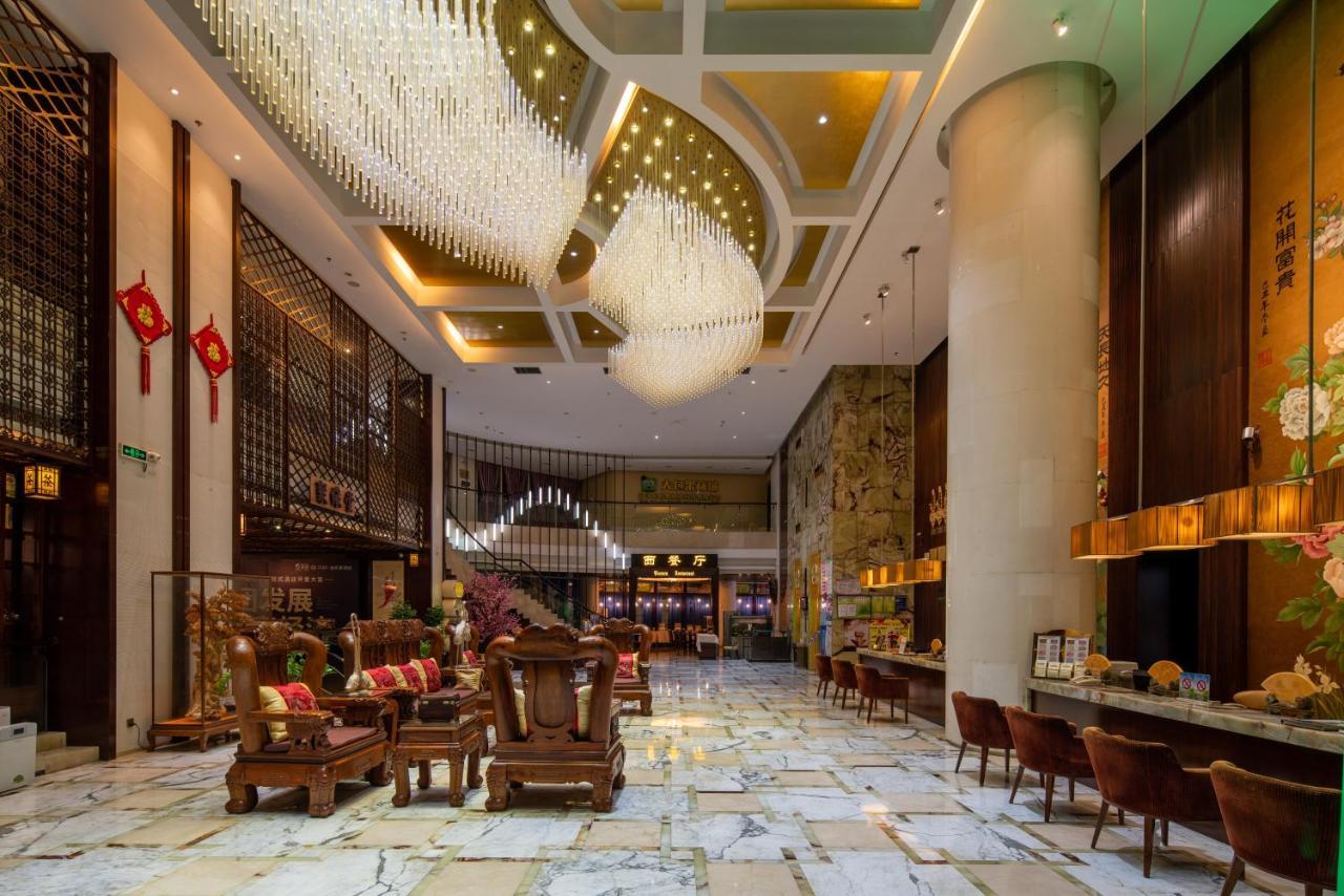 King Royal Hotel Yunfu Eksteriør bilde