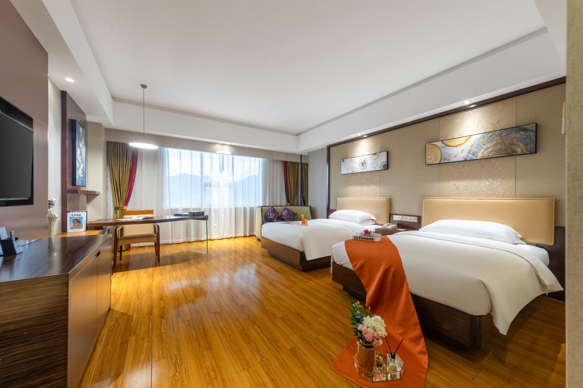 King Royal Hotel Yunfu Eksteriør bilde