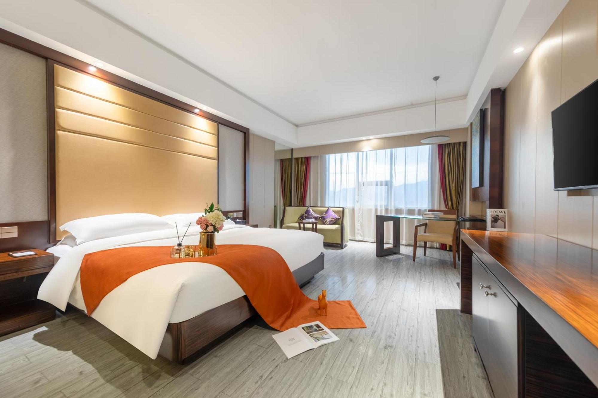 King Royal Hotel Yunfu Eksteriør bilde