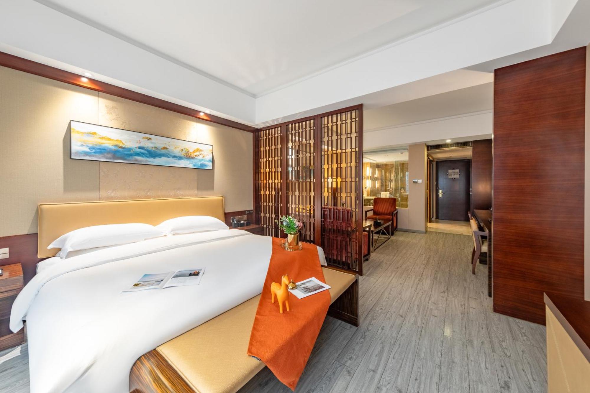 King Royal Hotel Yunfu Eksteriør bilde